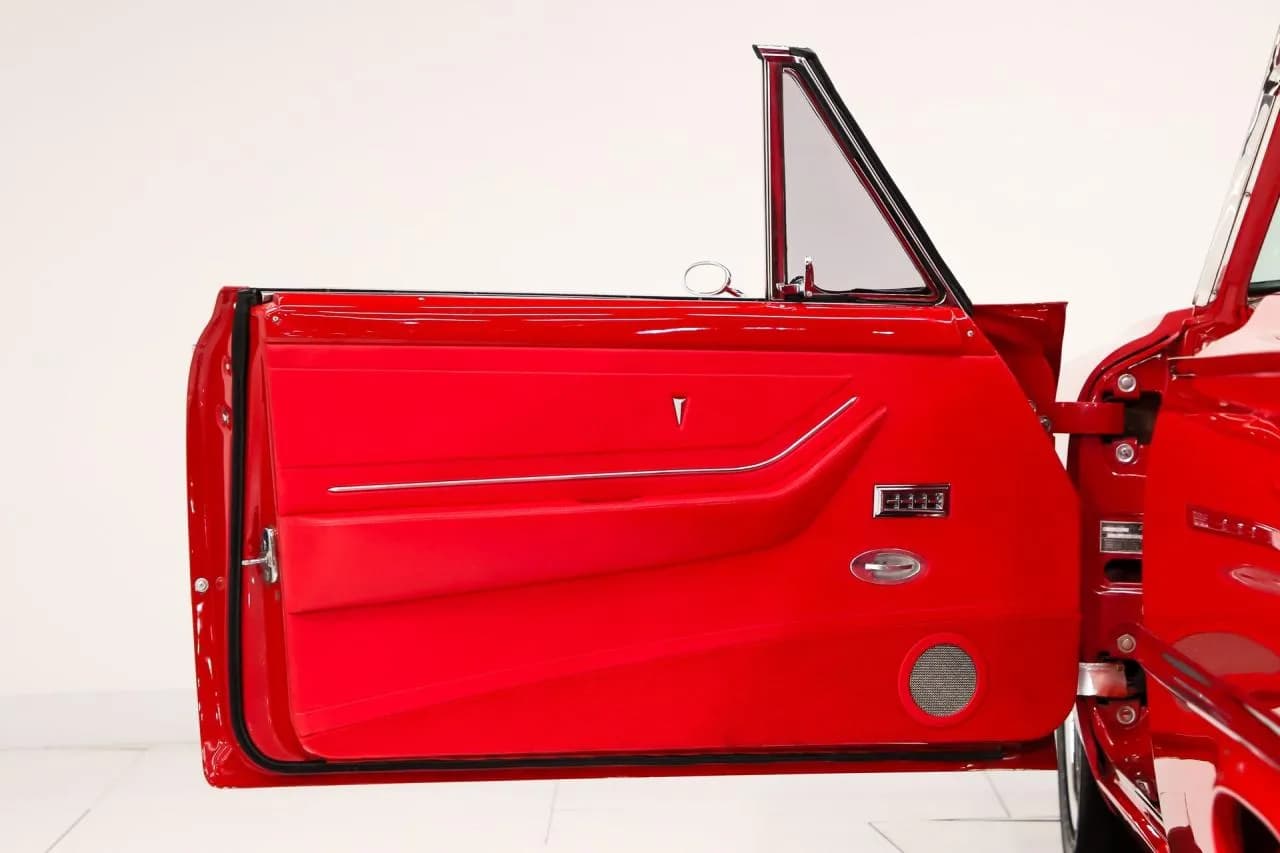 1961 Ford Galaxie Starliner - Thumbnail 6