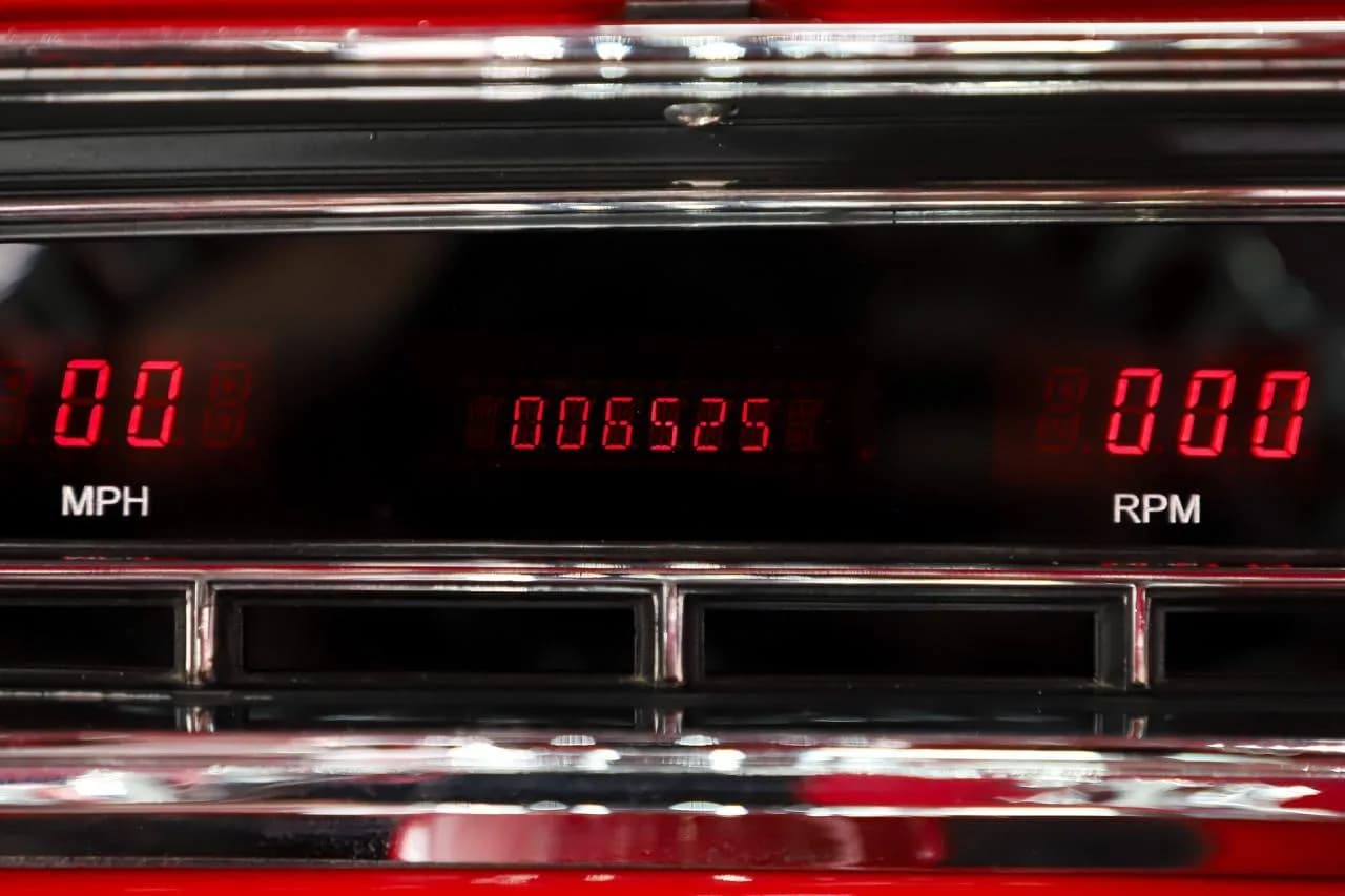 1961 Ford Galaxie Starliner - Thumbnail 2