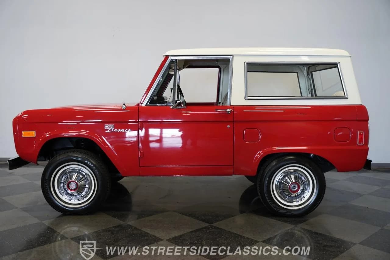 1977 Ford Bronco - Thumbnail 7