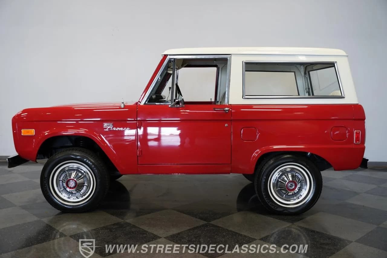 1977 Ford Bronco - Thumbnail 2