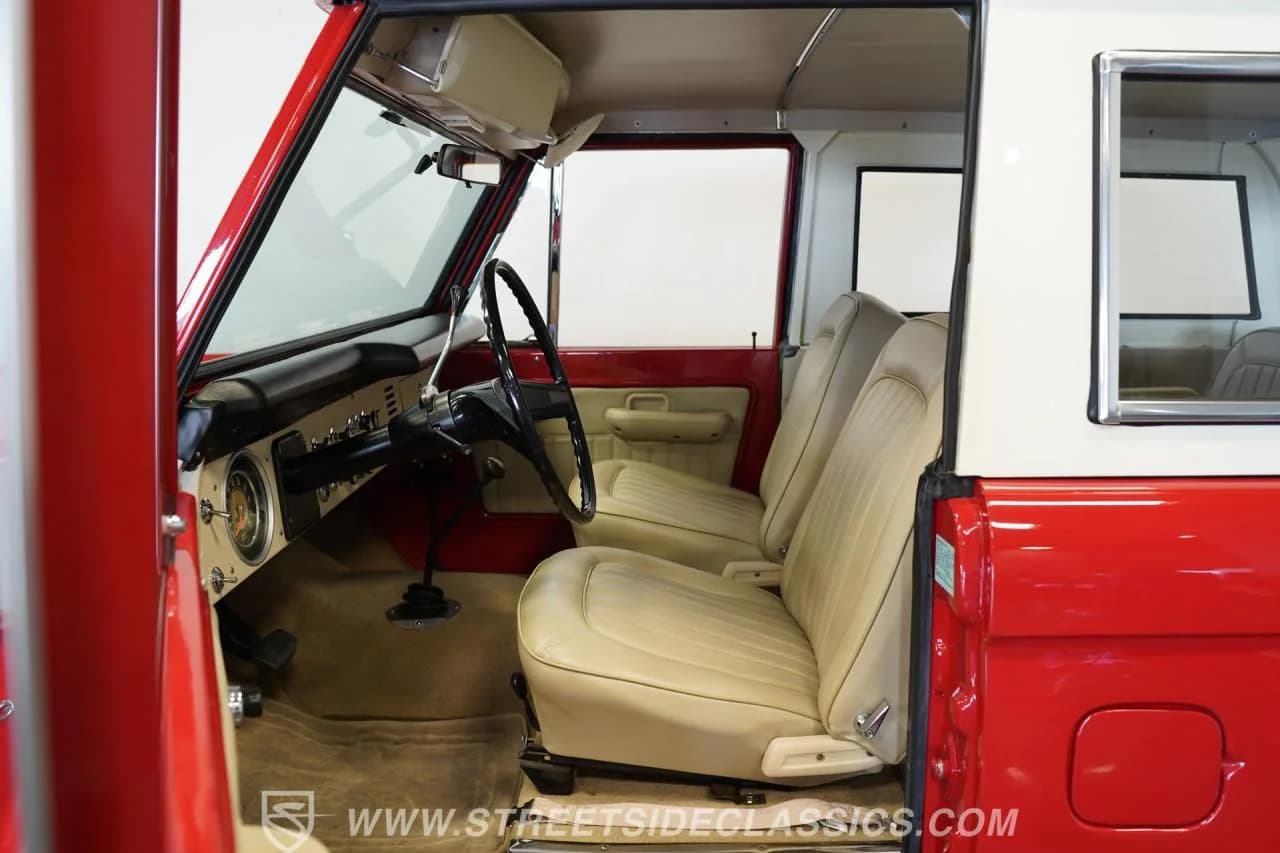 1977 Ford Bronco - Thumbnail 3