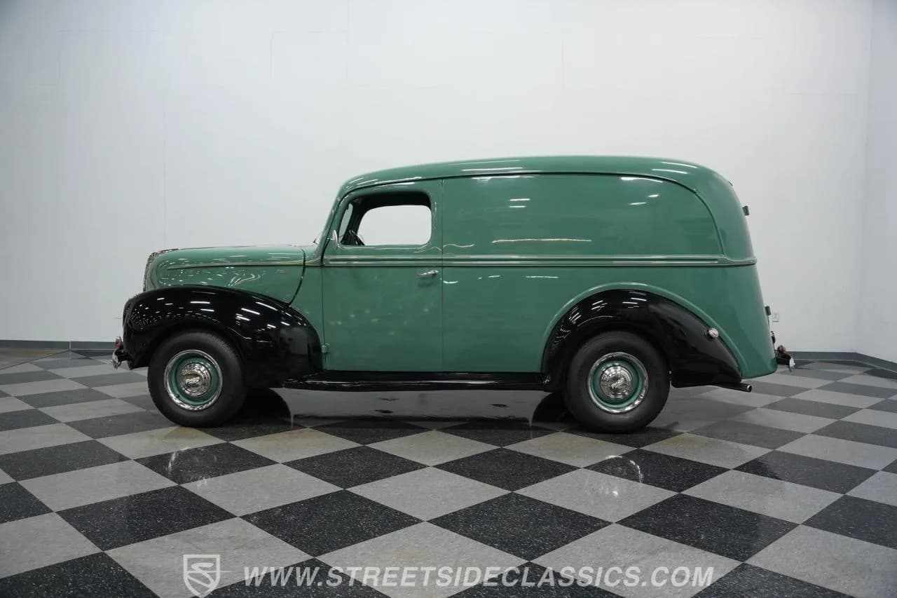 1941 Ford Panel Delivery - Thumbnail 2
