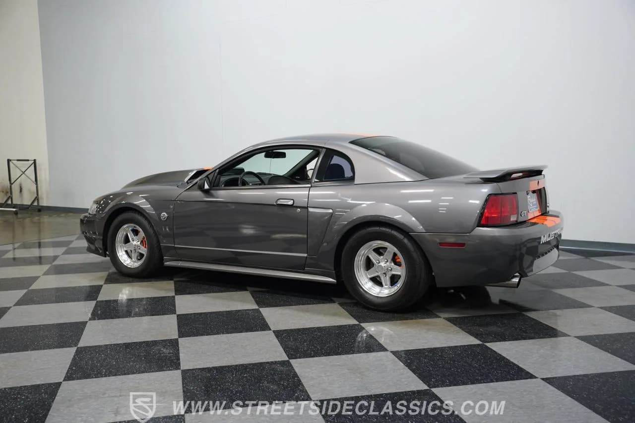 2004 Ford Mustang GT - Thumbnail 8