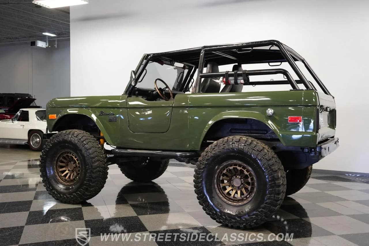1970 Ford Bronco 4X4 - Thumbnail 8