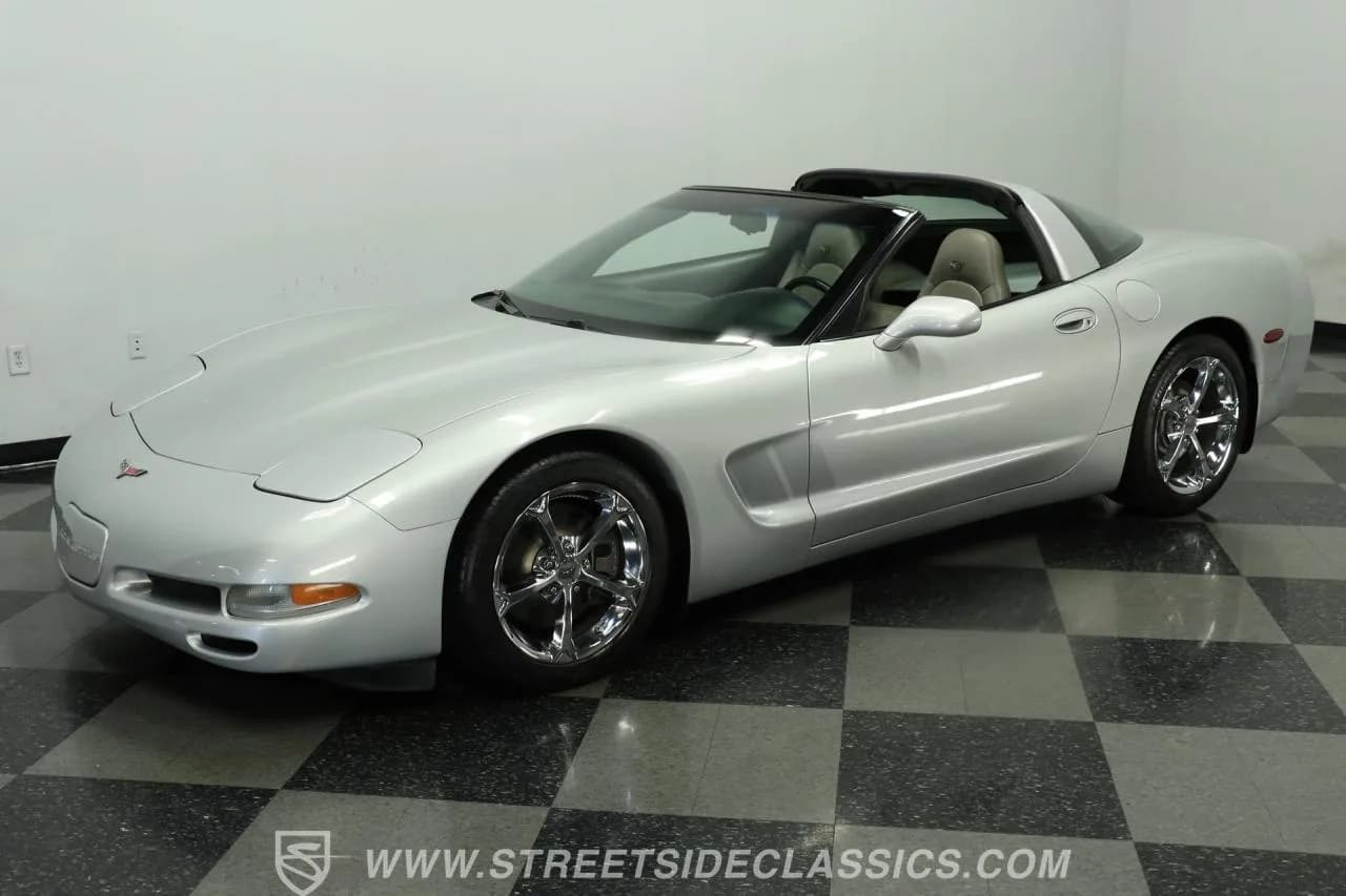1998 Chevrolet Corvette - Thumbnail 5