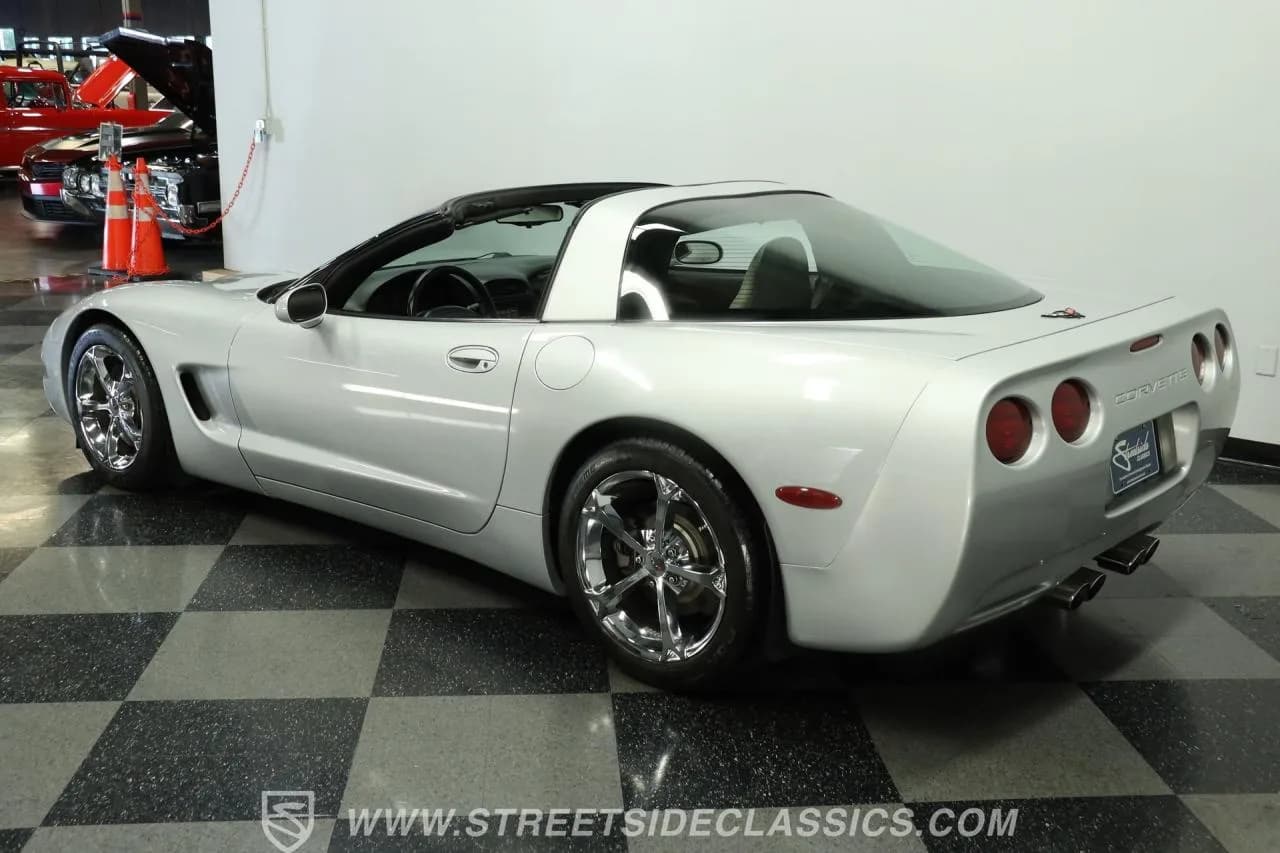 1998 Chevrolet Corvette - Thumbnail 6