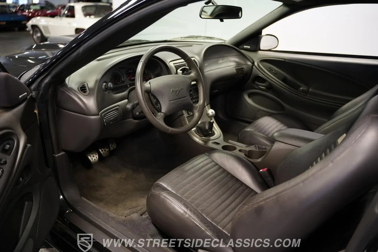 2003 Ford Mustang Mach 1 - Thumbnail 4