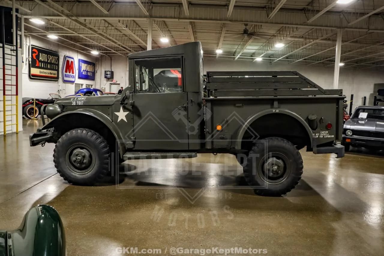 1961 Dodge Power Wagon - Thumbnail 5