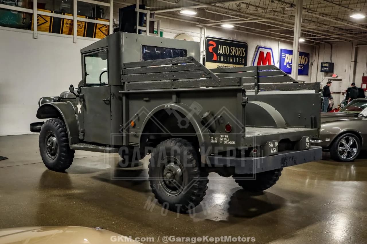 1961 Dodge Power Wagon - Thumbnail 6