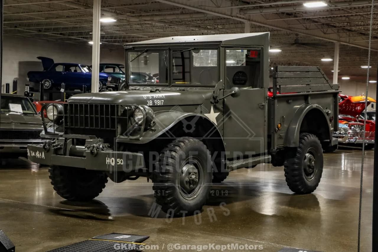 1961 Dodge Power Wagon - Thumbnail 3