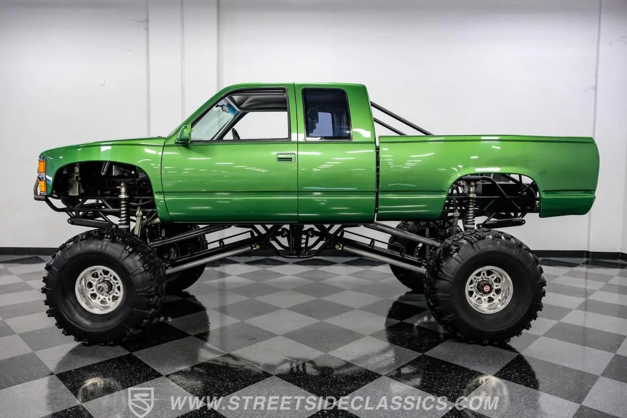 1988 Chevrolet Silverado 1500 Custom Monster Truck - Thumbnail 6