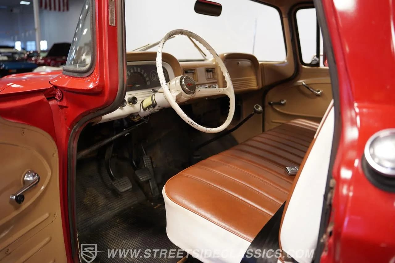 1963 Chevrolet c10 Stepside - Thumbnail 4