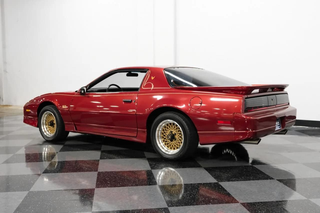 1988 Pontiac Firebird Trans Am GTA - Thumbnail 6