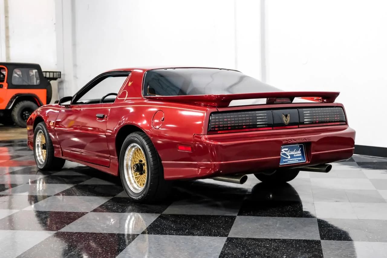 1988 Pontiac Firebird Trans Am GTA - Thumbnail 8