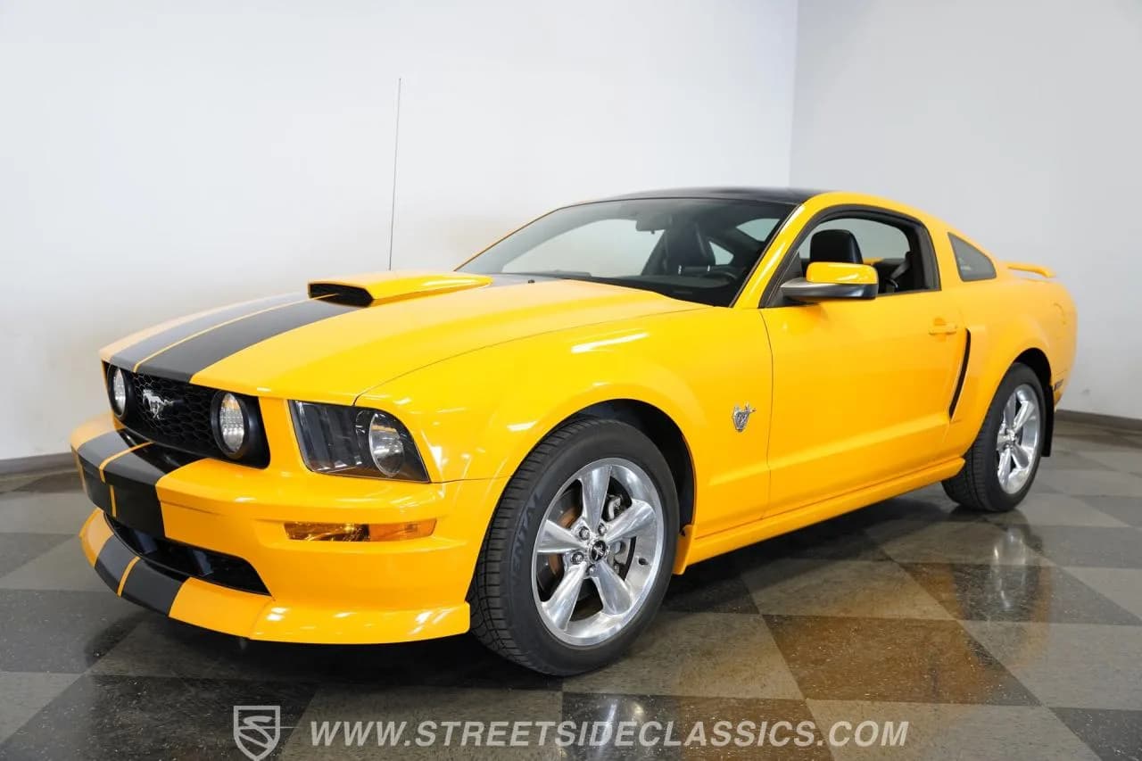 2009 Ford Mustang GT Premium Glass Roof - Thumbnail 5