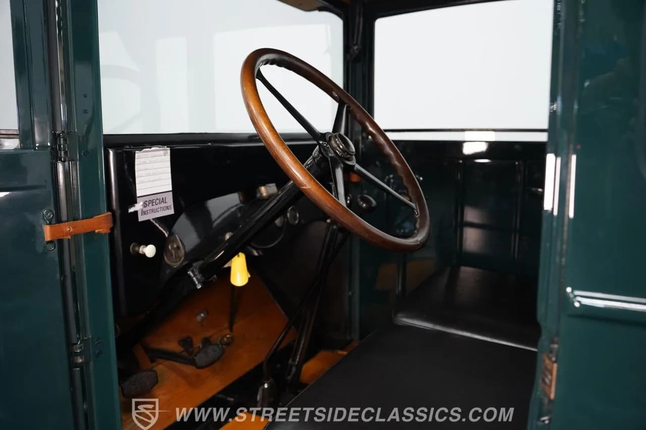 1928 Dodge Victory Six Produce Truck - Thumbnail 4