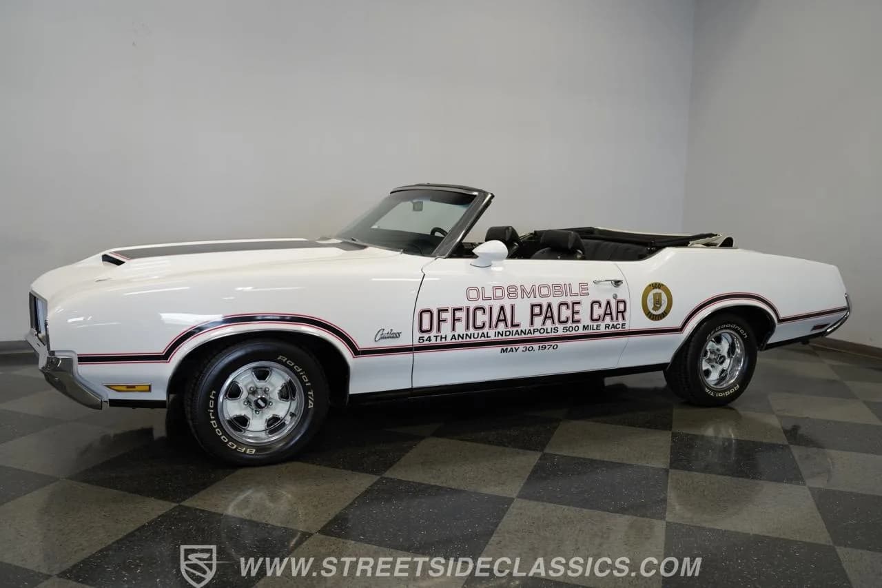 1970 Oldsmobile Cutlass Supreme indy 500 pace car convertible - Thumbnail 6