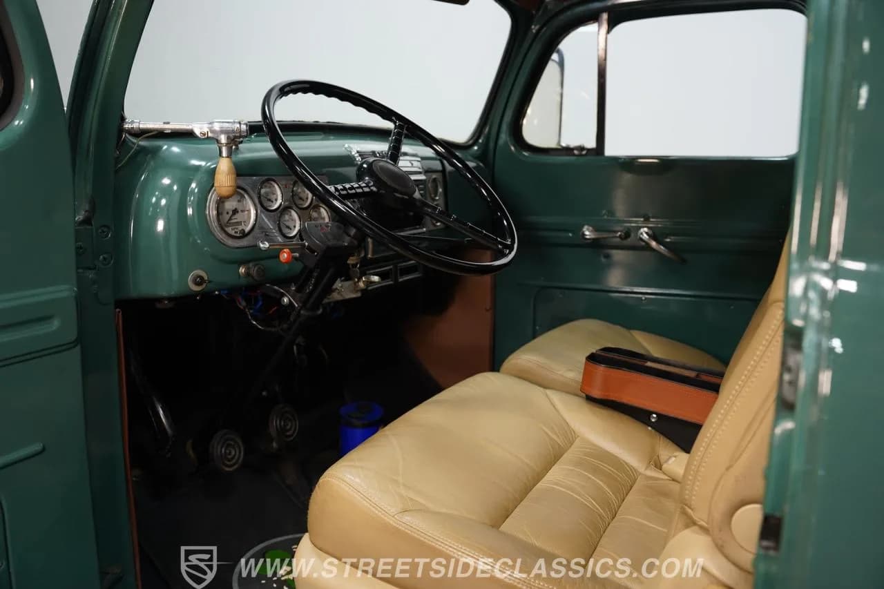 1949 Ford F-1 - Thumbnail 4