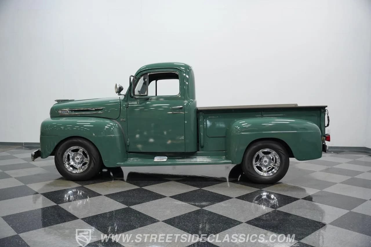 1949 Ford F-1 - Thumbnail 7