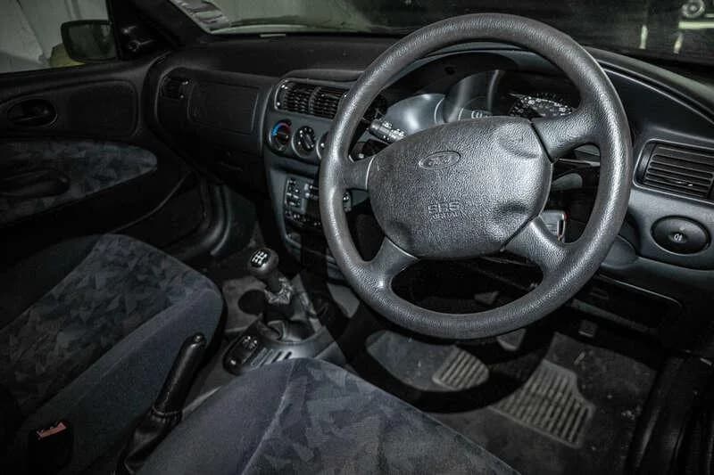 1997 Ford Escort - Thumbnail 2