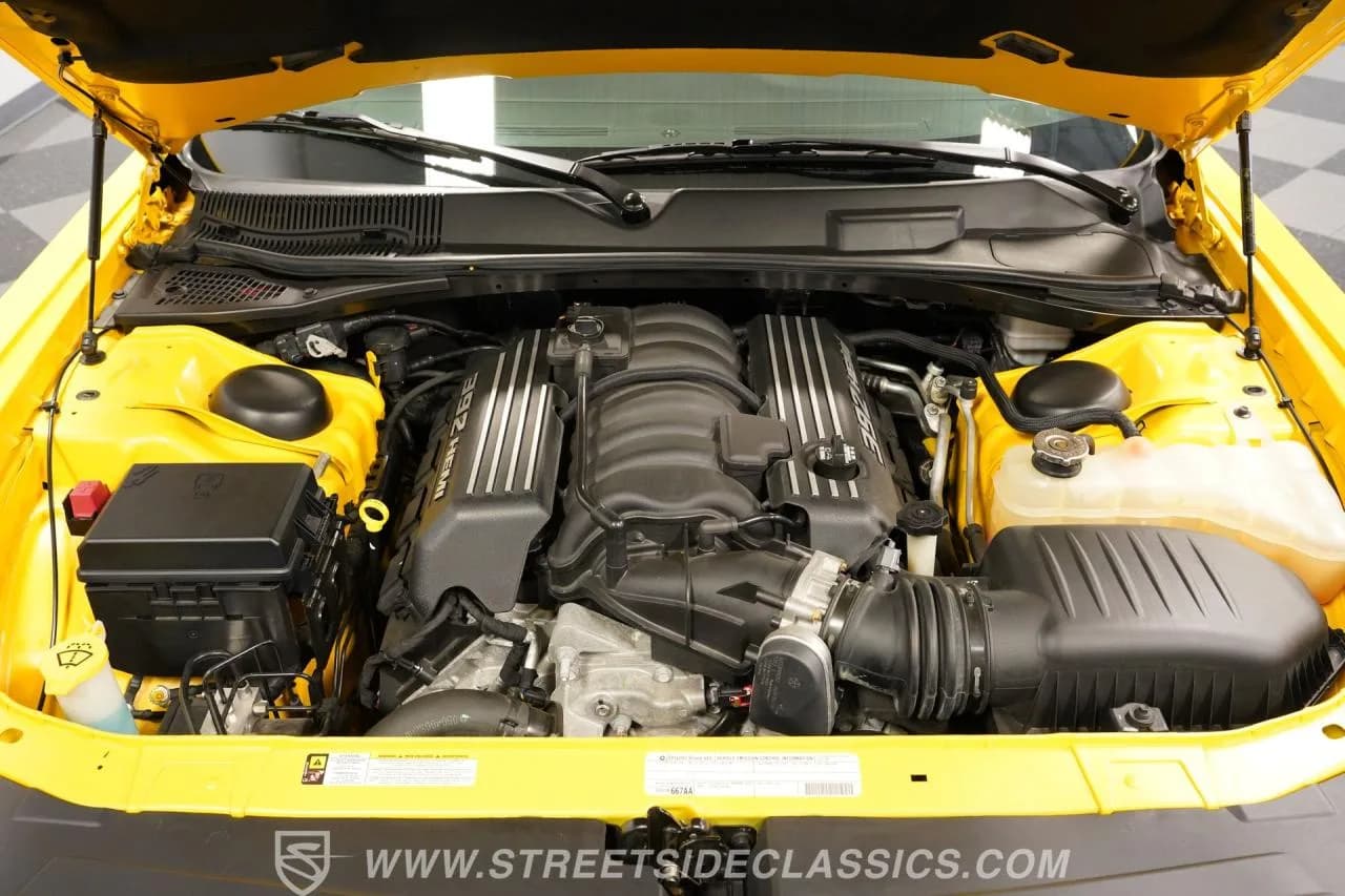 2012 Dodge Challenger SRT-8 Yellow Jacket - Thumbnail 3
