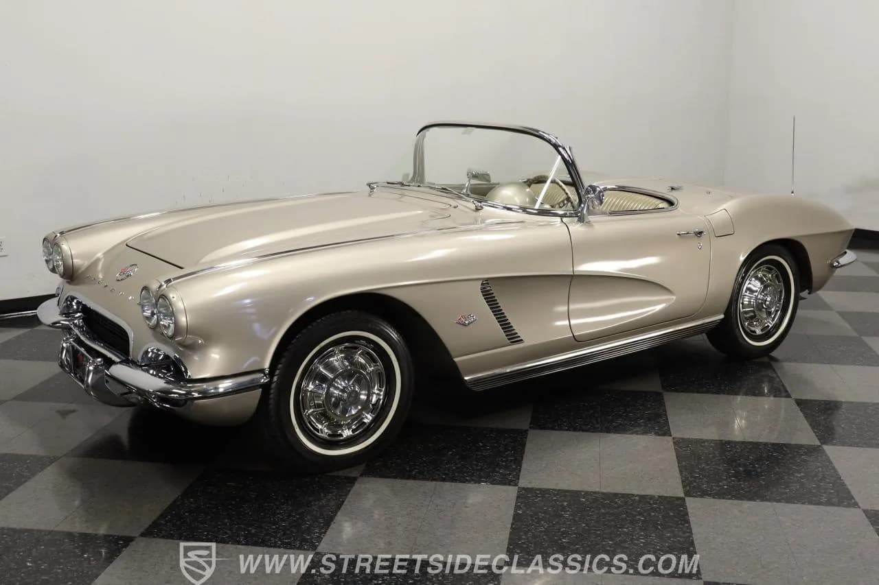 1962 Chevrolet Corvette Convertible - Thumbnail 5