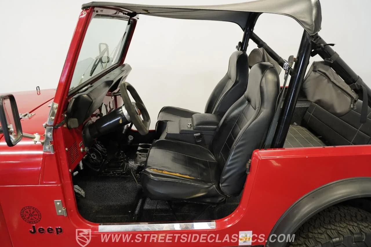 1985 Jeep CJ7 - Thumbnail 3