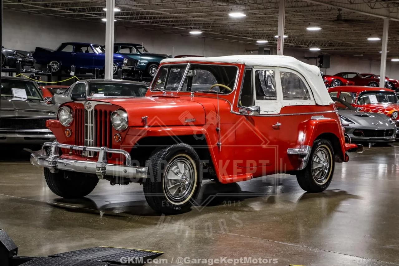 1949 Willys Jeepster - Thumbnail 4