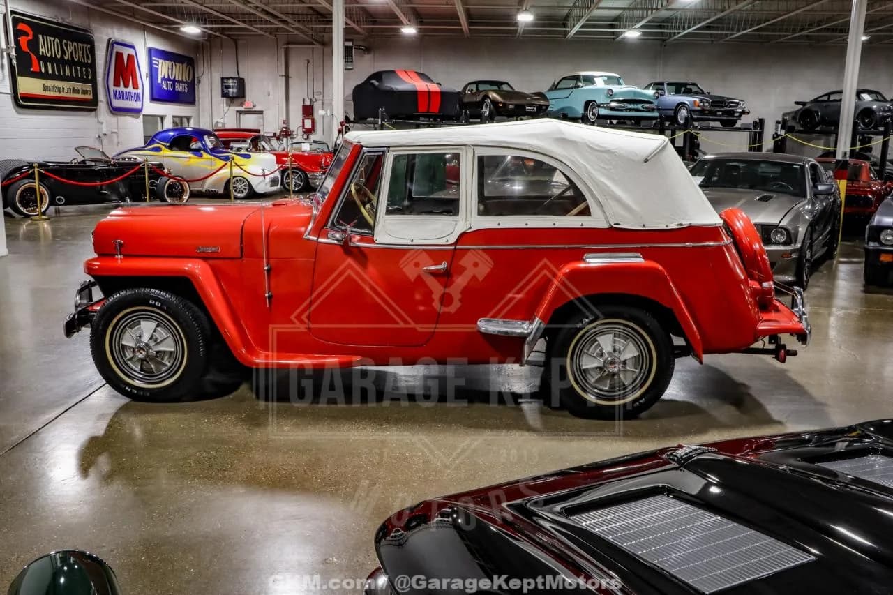 1949 Willys Jeepster - Thumbnail 6