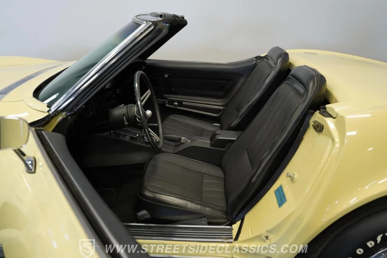 1970 Chevrolet Corvette Stingray Convertible - Thumbnail 3