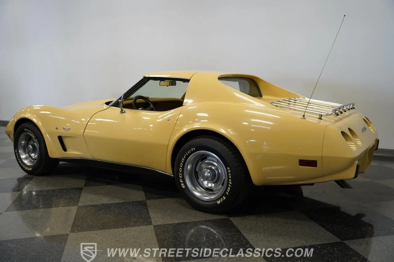 1977 Chevrolet Corvette - Thumbnail 8