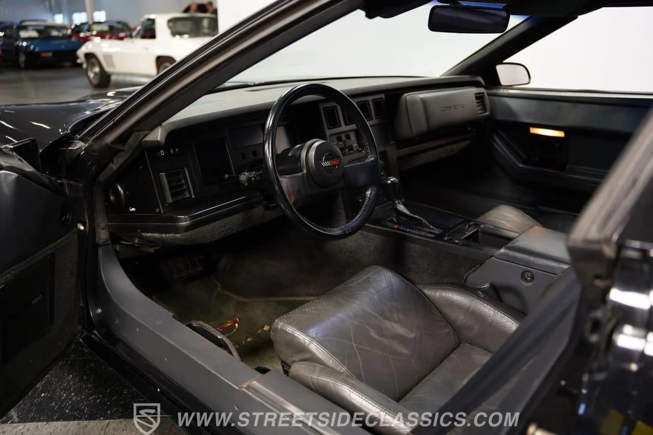 1984 Chevrolet Corvette Z51 - Thumbnail 4