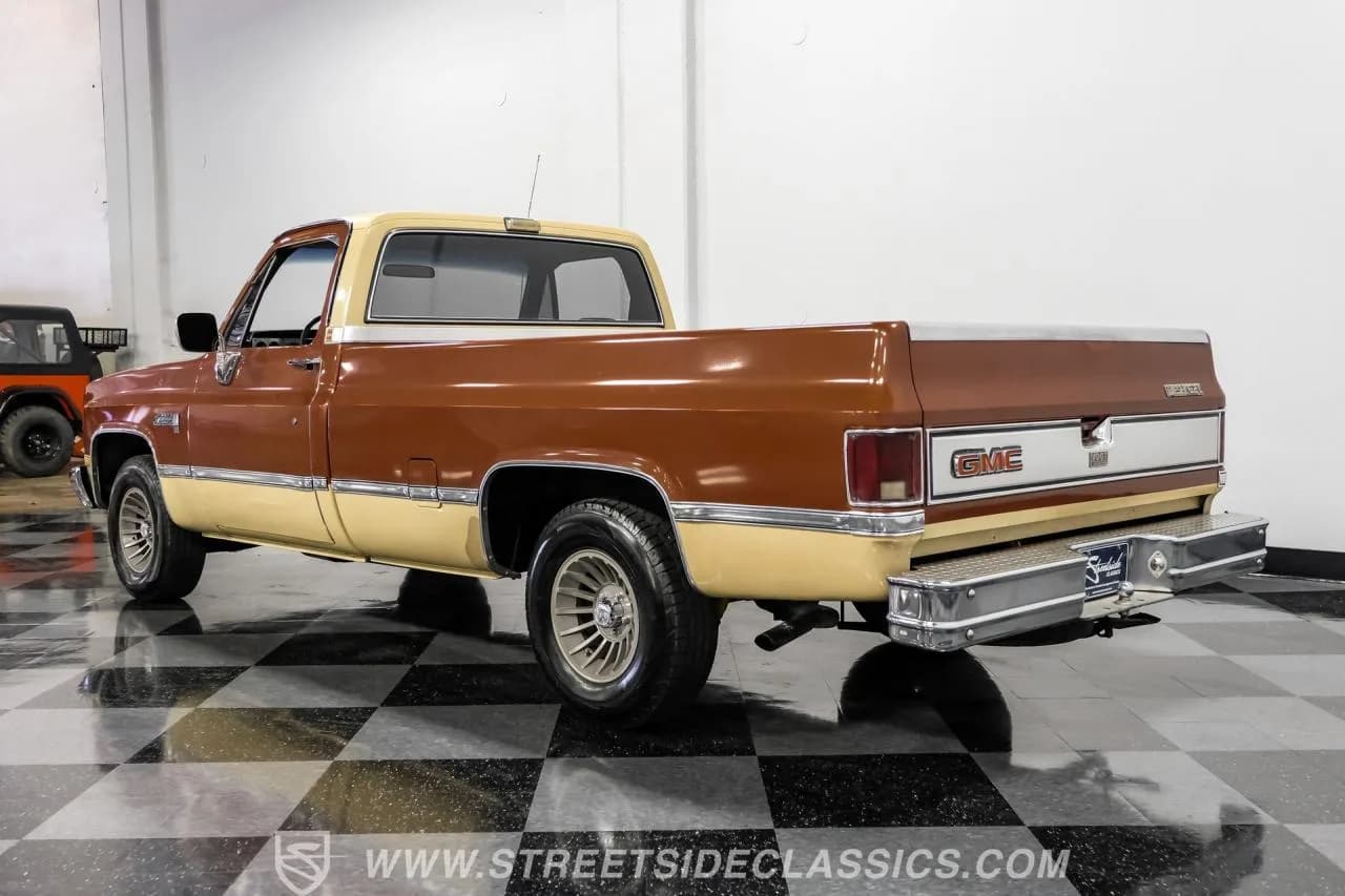 1983 GMC Sierra 1500 Classic - Thumbnail 7