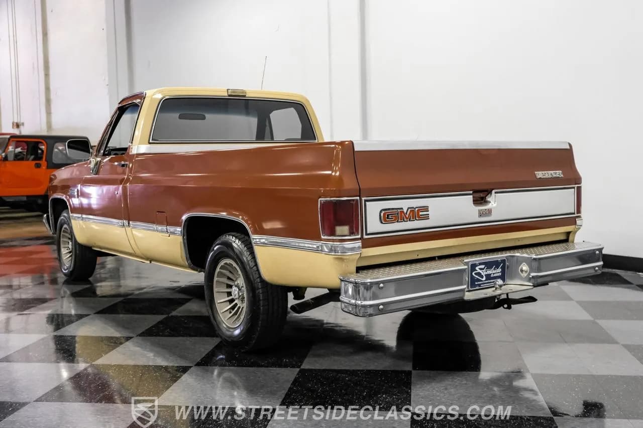 1983 GMC Sierra 1500 Classic - Thumbnail 8