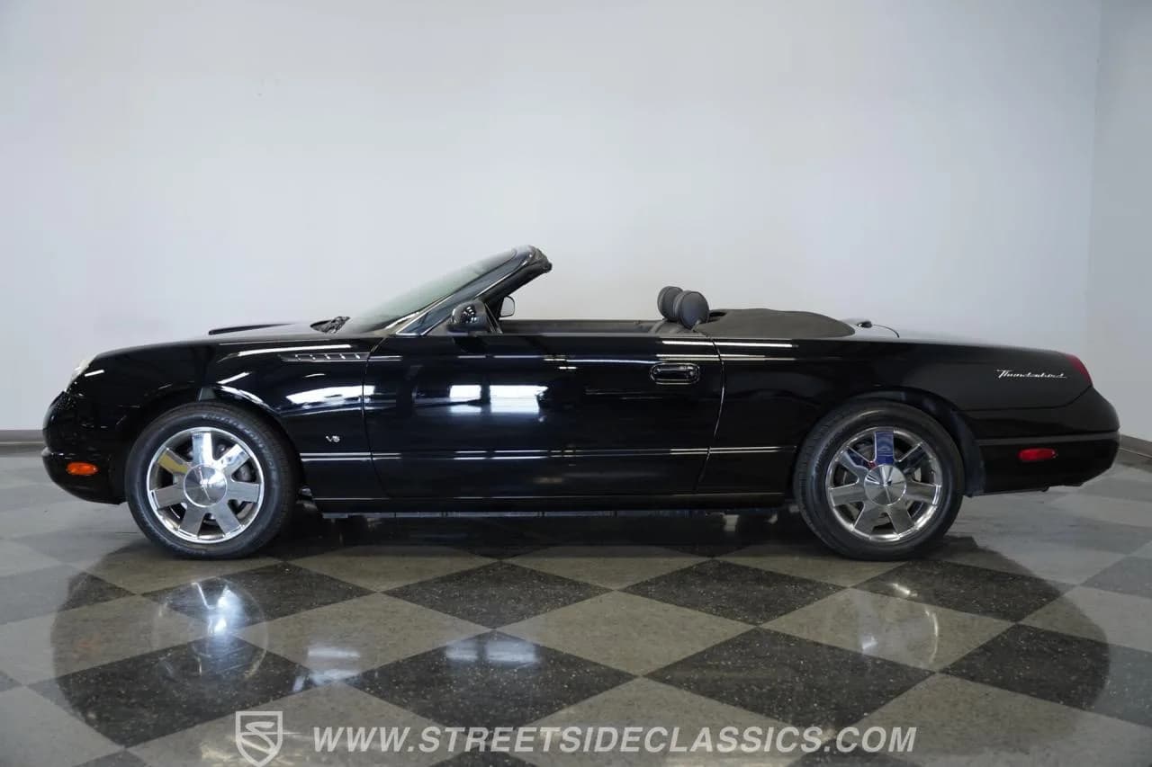 2003 Ford Thunderbird - Thumbnail 2