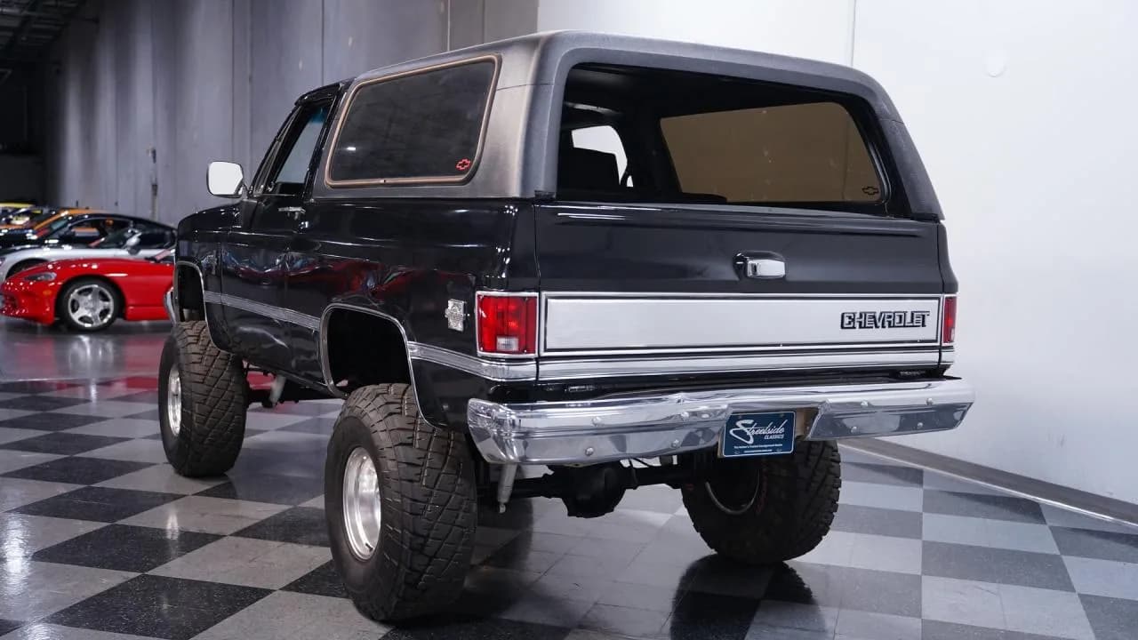 1985 Chevrolet Blazer K5 4X4 Silverado - Thumbnail 8