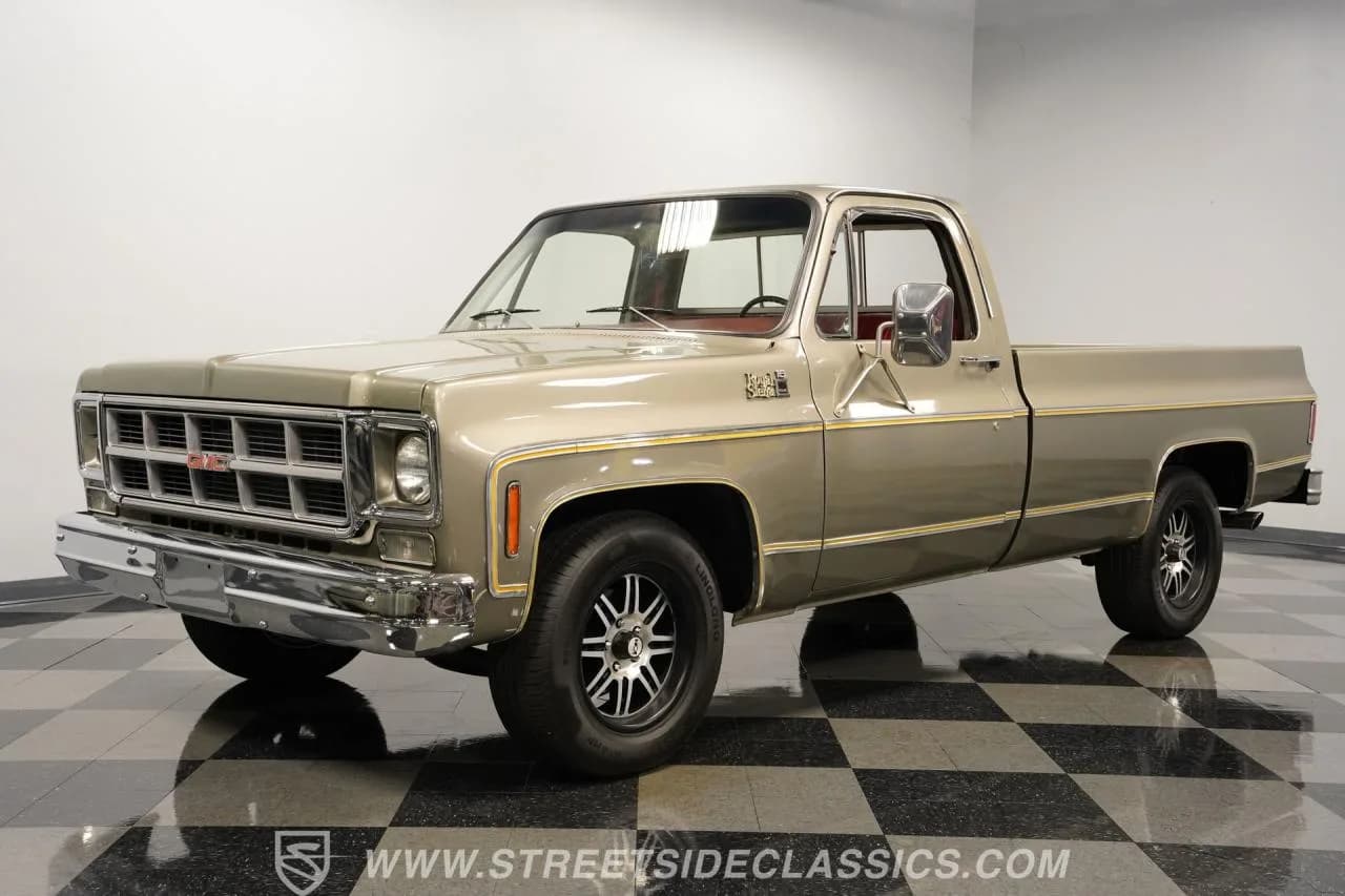 1977 GMC C1500 Royal Sierra - Thumbnail 5