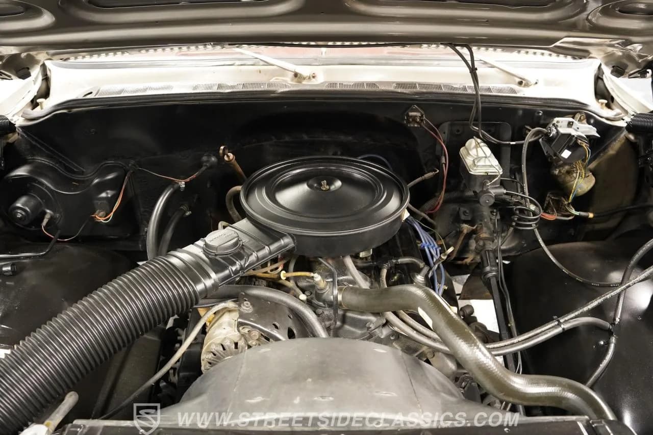 1977 GMC C1500 Royal Sierra - Thumbnail 3