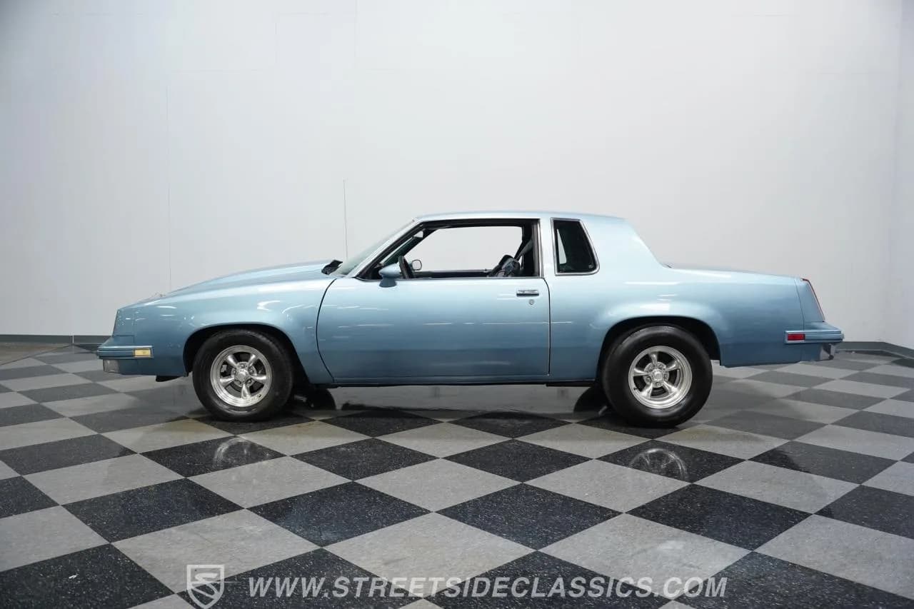 1986 Oldsmobile Cutlass Supreme Prostreet - Thumbnail 2