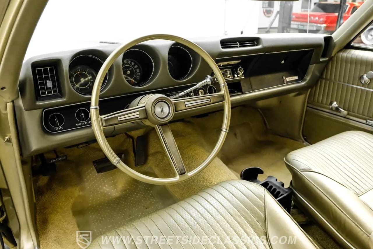 1968 Oldsmobile Cutlass S - Thumbnail 4