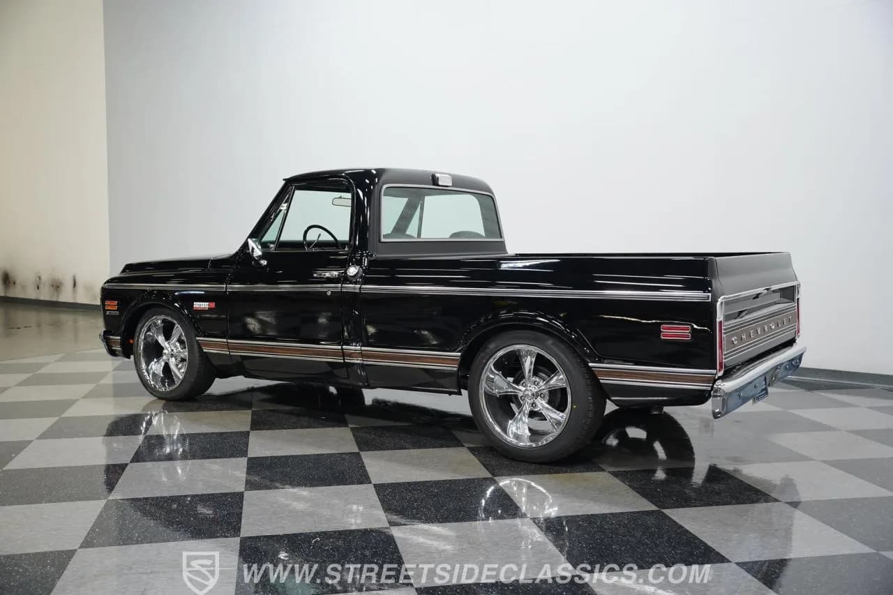 1972 Chevrolet C10 Cheyenne - Thumbnail 8