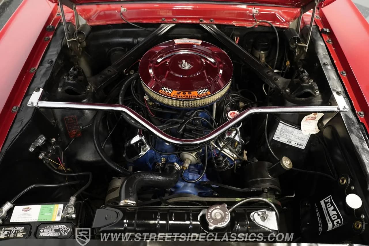 1965 Ford Mustang 2+2 Fastback - Thumbnail 4