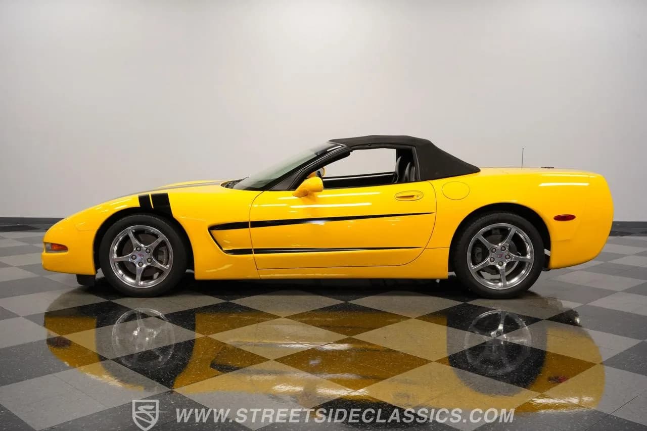 2000 Chevrolet Corvette Convertible - Thumbnail 7