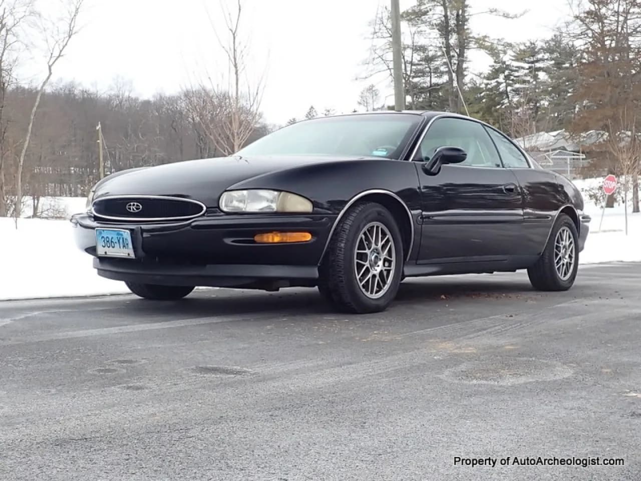 Buick Riviera Supercharged - Thumbnail 3