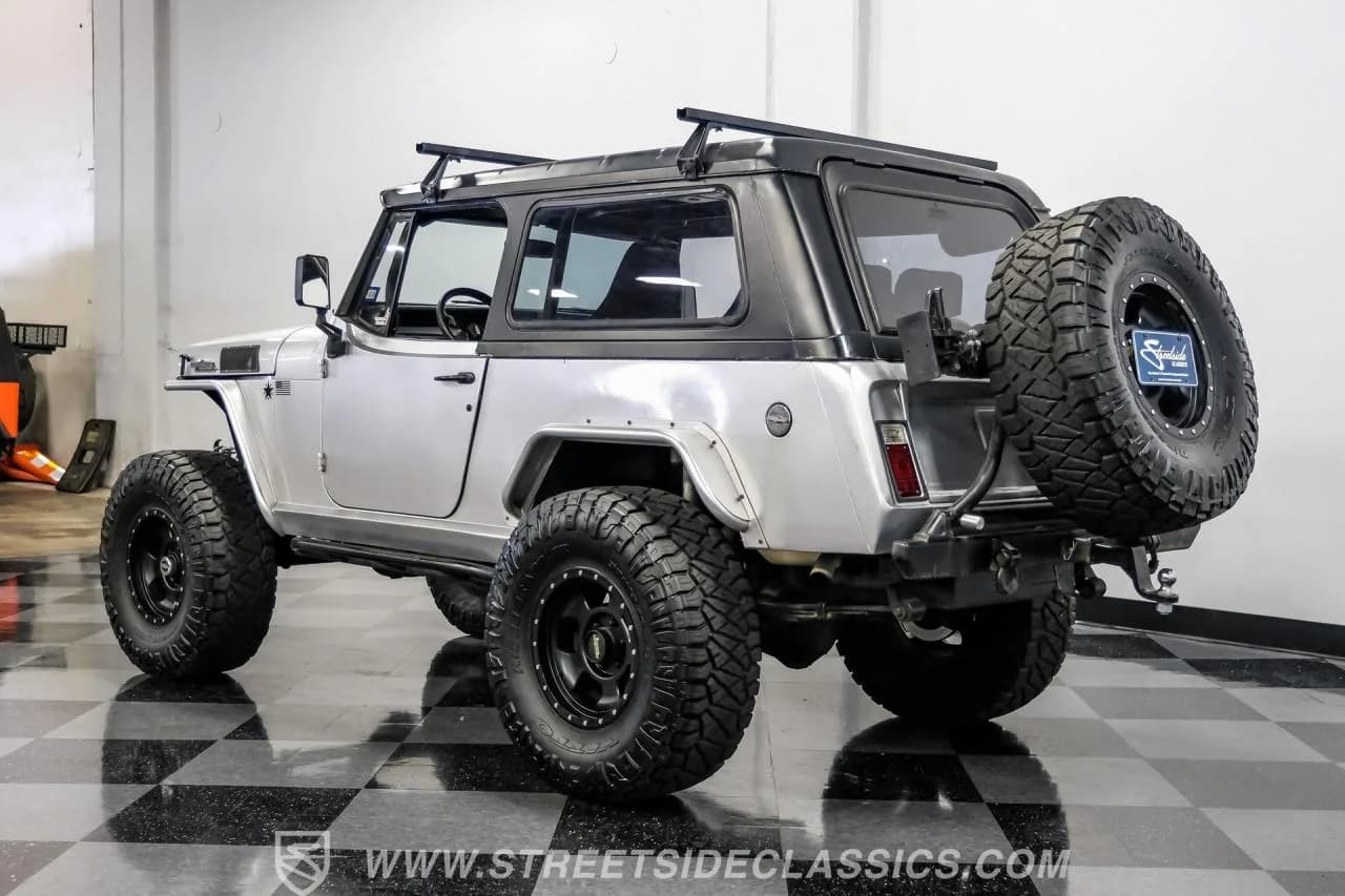 1970 Jeep Jeepster Commando Restomod - Thumbnail 7