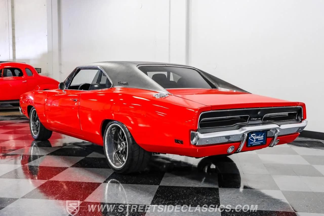 1969 Dodge Charger Supercharged Hemi Restomod - Thumbnail 7