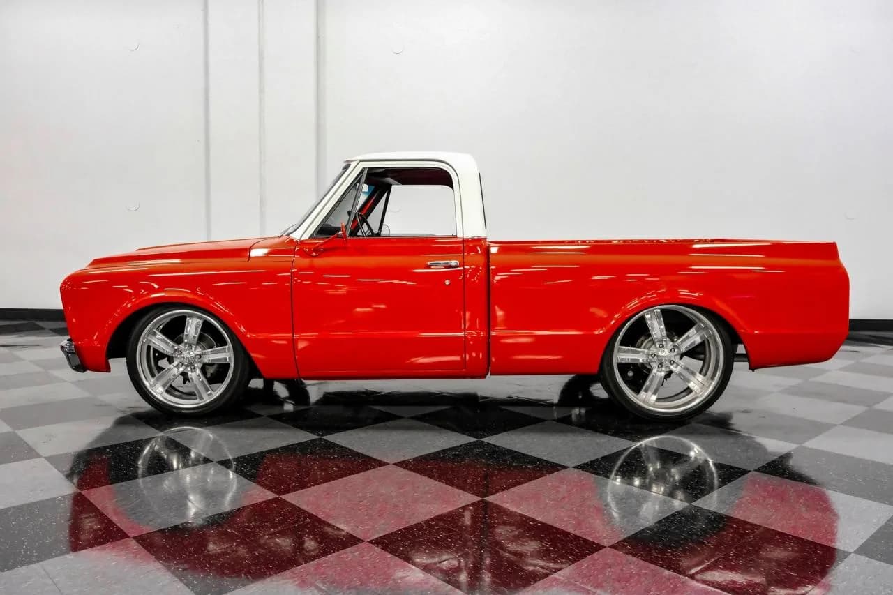 1969 Chevrolet C10 Restomod - Thumbnail 6