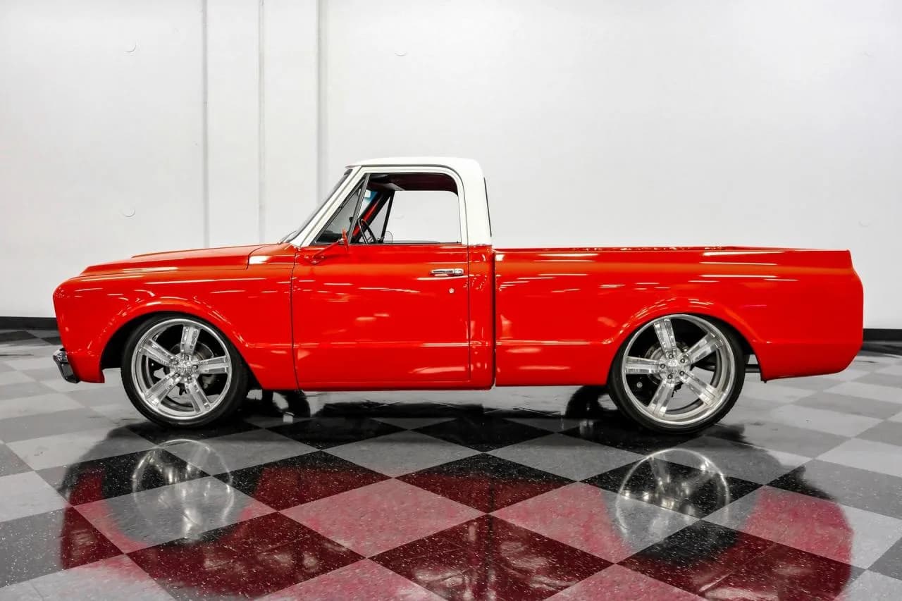1969 Chevrolet C10 Restomod - Thumbnail 2