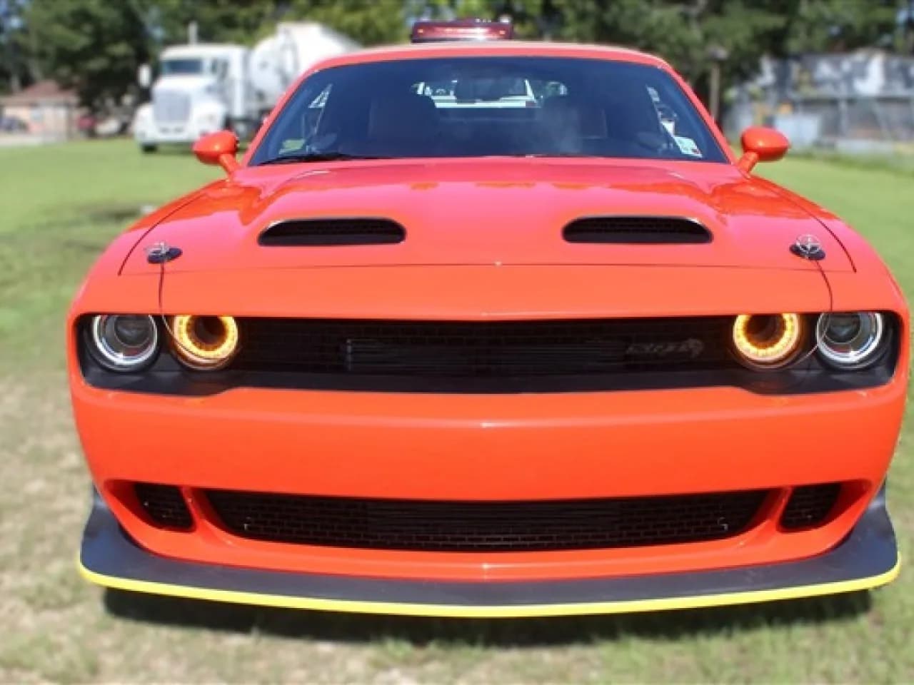 2020 Dodge Challenger SRT Hellcat - Thumbnail 3