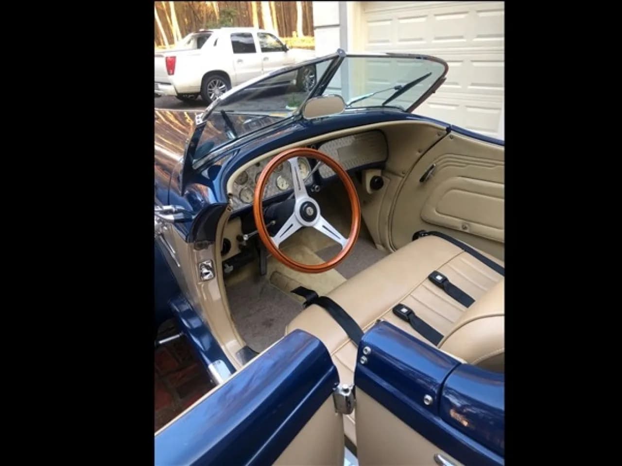 1979 Auburn Boattail Speedster - Thumbnail 3